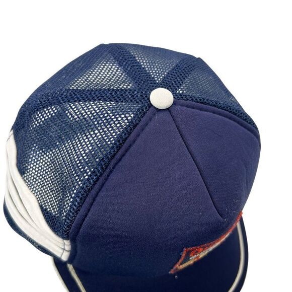 Vintage Québec Snapback Mesh Trucker Hat - Picture 5 of 15